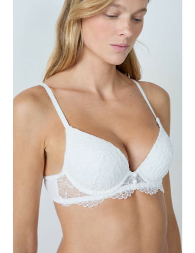 Soutien-gorge N.2 - Le push-up plongeant en dentelle