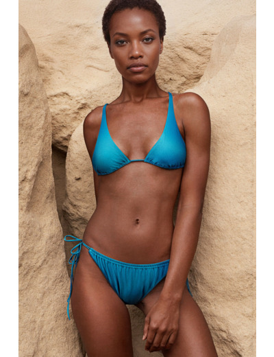 Triangle haut de maillot,Triangle haut de maillot;${refinementColor}