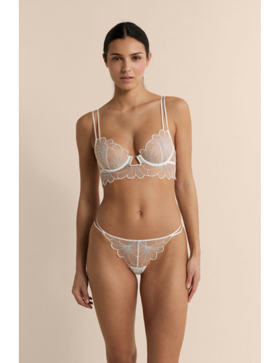 String en broderie,String en broderie;${refinementColor}