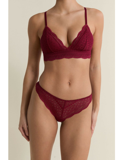 Tanga en dentelle,Tanga en dentelle;${refinementColor}