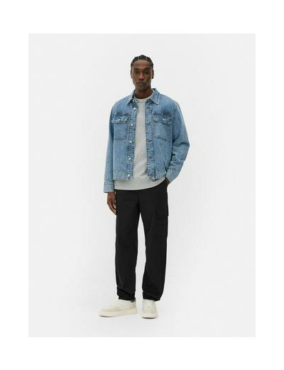 Pantalon cargo resserré aux chevilles