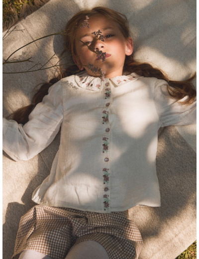 Blouse blanche à col brodés de fleurs et manches longues Fille
