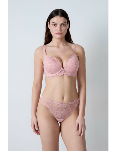 Soutien-gorge N.5 - Le coques fines plongeant en dentelle