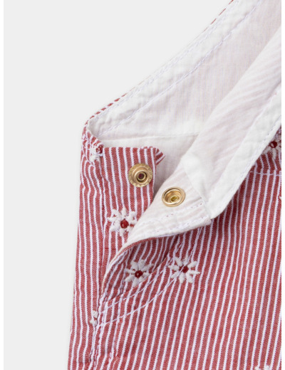 Salopette rayée avec fleurs brodées