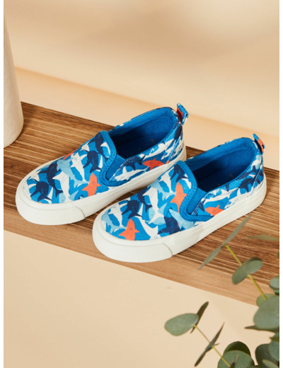 Slip-on bleu à imprimé requins