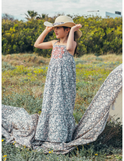 Chapeau en paille avec noeud