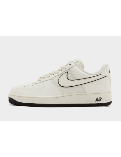 Nike Air Force 1 '07 LV8